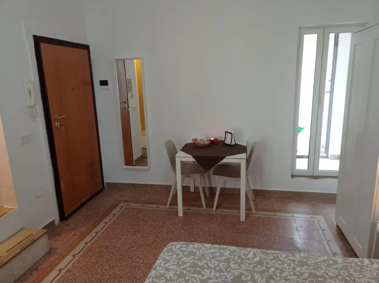 Lägenhet Bari Guest House